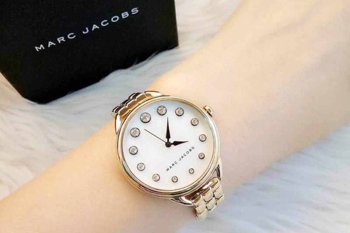 Stunning Marc Jacobs Gold Watches for Women - WATCH & WATCH