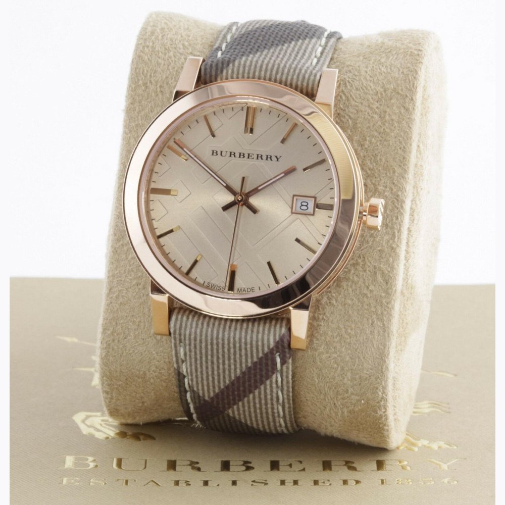【美品】BURBERRYGOLFレディース BURBERRYGOLFレディースゴルフパンツ、プロフ必見 - メルカリ