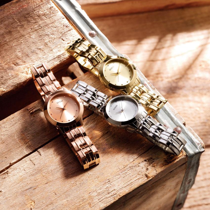 Guess W0989L1 Chelsea Analog Quartz Women's Watch - WATCH & WATCH